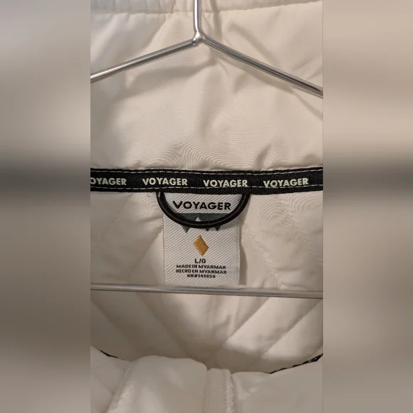 Voyager White Quilted Jacket NWOT - Picture 3 of 4